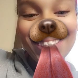 Meet your Posher, Mya